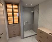 paraduş menteşeli duşakabin